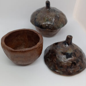Lidded acorn bowls